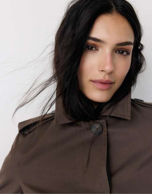 Stradivarius - Lange trenchcoat met enkele rij knopen in bruin, 3 van 4