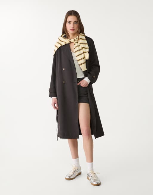 Stradivarius – Langer, fließender Trenchcoat in Schwarz