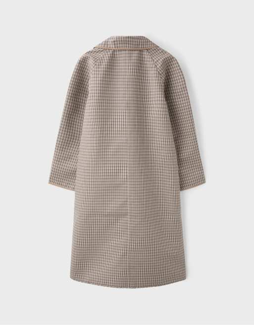Stradivarius langer, wendbarer karierter Trenchcoat in Beige, 7 von 7