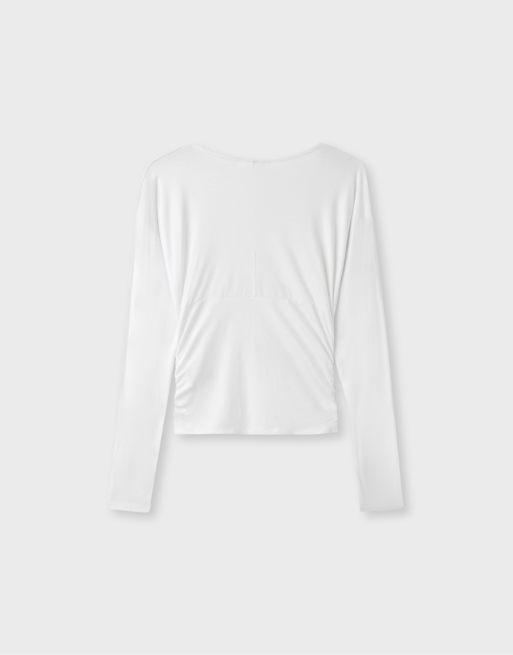 Stradivarius langærmet T-shirt med v-hals i ecru, 7 af 7