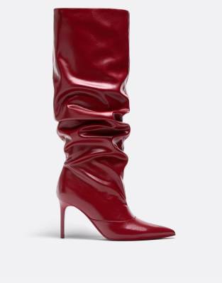 Stradivarius - Lässige Absatz-Stiefeletten in Rot