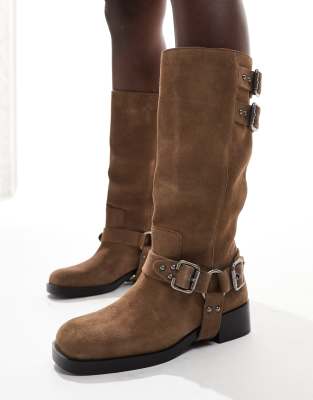 leather biker boot in beige-Neutral