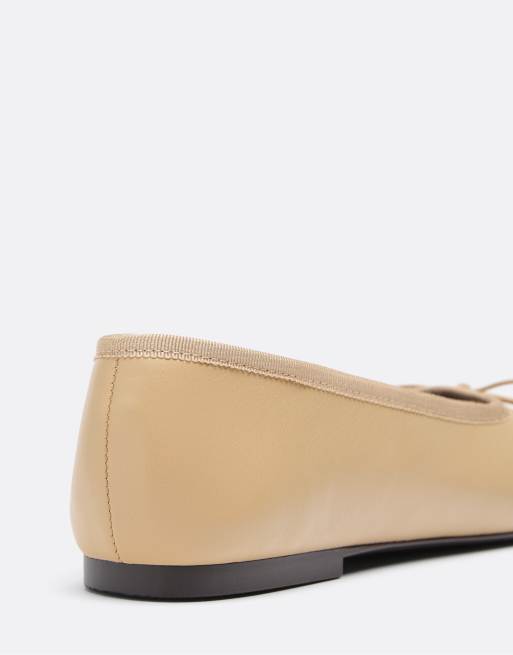 Stradivarius Leather bow ballet pumps in ecru, 4 of 4