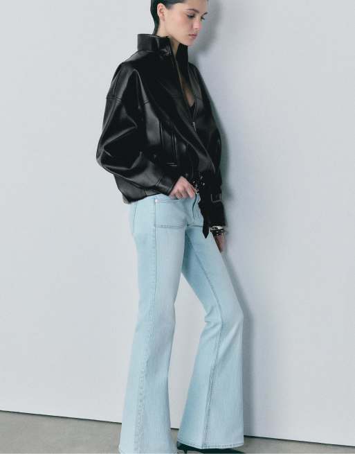 Stradivarius Leather effect balloon jacket with belt in black, 2 of 4