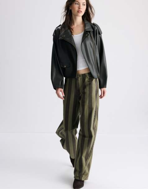 Stradivarius Leather effect balloon sleeve biker jacket in green - view 1