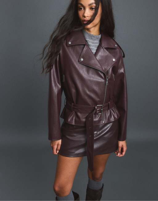 Stradivarius Leather effect biker jacket with belt in purple, 2 of 7