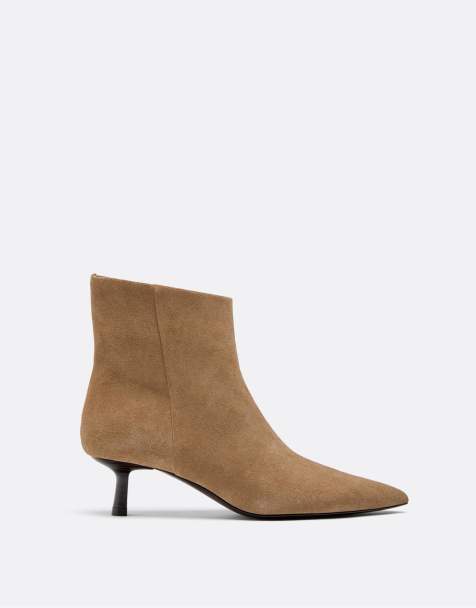 Stradivarius Leather kitten heel ankle boots in beige - view 1