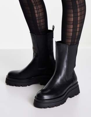 black leather pull on boots