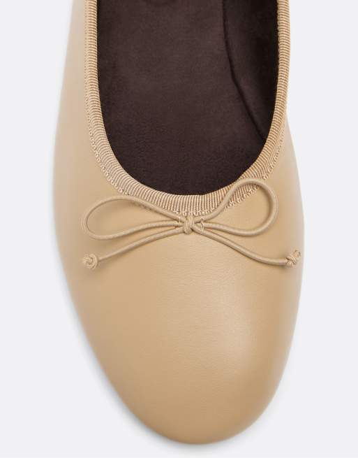 Stradivarius Leder-Ballerinas mit Schleife in Ecru, 3 von 4