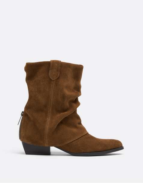 Stradivarius Leder-Slouchy-Stiefel im Kuhstil mit mittelhohem Absatz in Hellbraun - view 1
