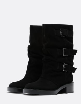 Stradivarius - Leder-Stiefeletten in Schwarz mit Schnallendetail