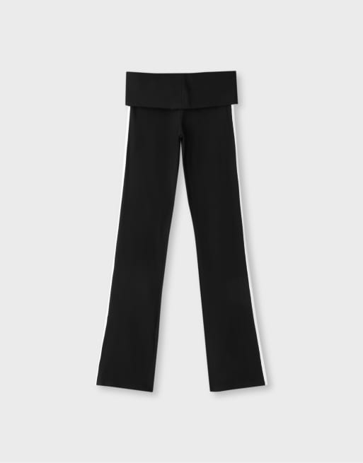 Stradivarius leggings med nedfoldet talje og svaj i råhvid, 7 af 7