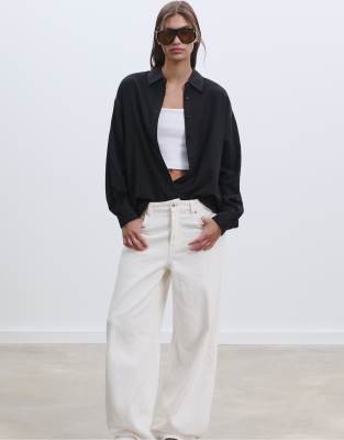 Stradivarius - Leinenmix-Hemd in Schwarz