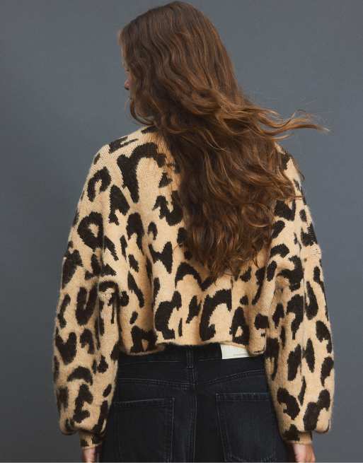Stradivarius Leopard knit cardigan in beige, 4 of 7