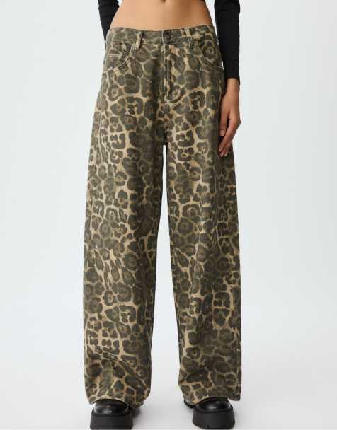 Stradivarius Leopard print baggy trousers in grey - view 1