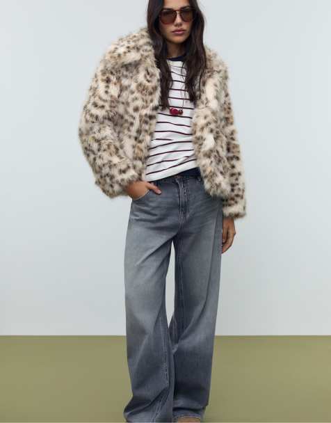Stradivarius Leopard print faux fur jacket in ecru - view 1