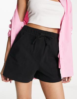 Stradivarius linen look runner shorts in black