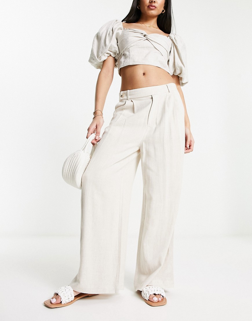 Stradivarius linen look slouchy trouser in natural-Neutral