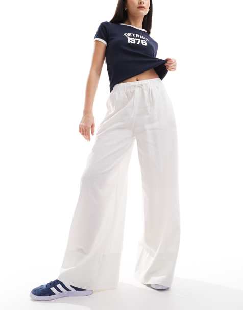 Stradivarius linen look super wide leg trouser in white - view 1