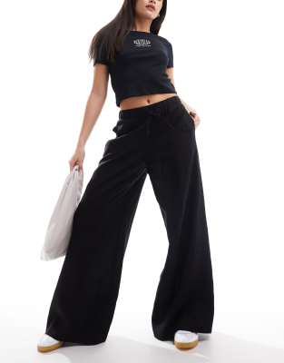 Stradivarius Linen Mix Super Wide Leg Pants In Black