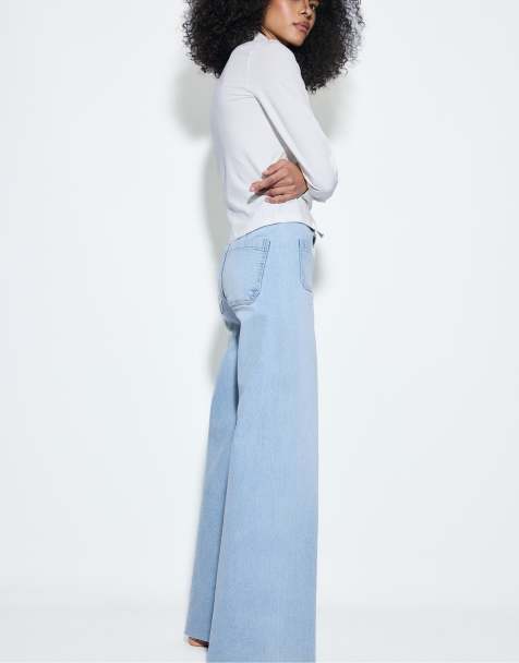 Stradivarius – Ljusblå, blekta, raka jeans med fickor - view 1