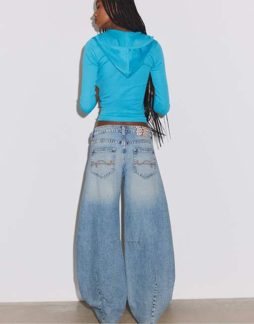 Stradivarius – Ljusblå jeans med låg midja och ballongben, 3 av 7