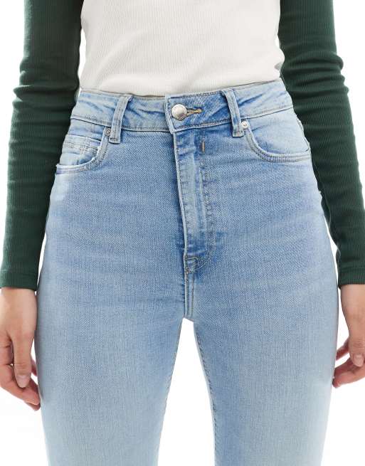Stradivarius – Ljusblå utsvängda jeans i kort design med hög midja, 5 av 5