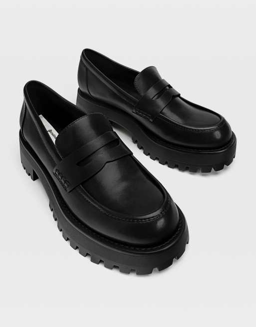 【 Stradivarius 】お仕事に学校に ジッパー黒の鞄 カーボン調 ダブルファスナー セカンドバッグ（ハンドバッグ