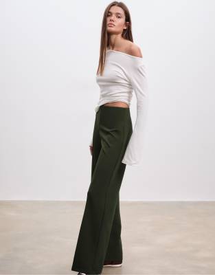 Stradivarius - Lockere, elegante Hose in Grün