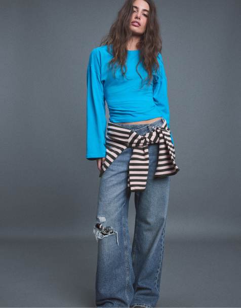 Stradivarius Long sleeve fitted waist t-shirt in turquoise - view 1