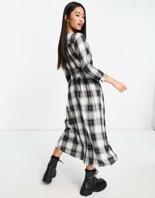 checkered long sleeve dress