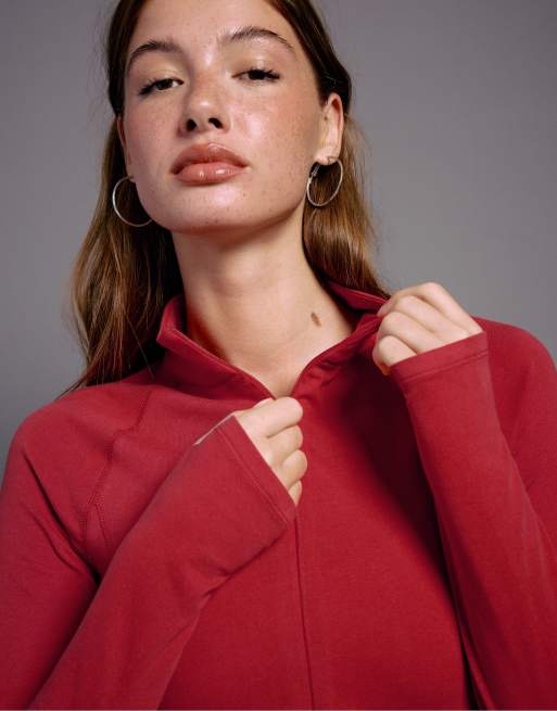 Stradivarius Long sleeve quarter-zip running top in red, 4 of 7