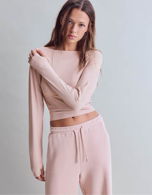 Stradivarius Long sleeve ruched top in pastel pink, 5 of 7