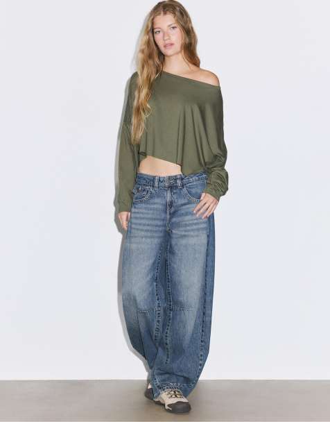 Stradivarius Long sleeve t-shirt in khaki - view 1