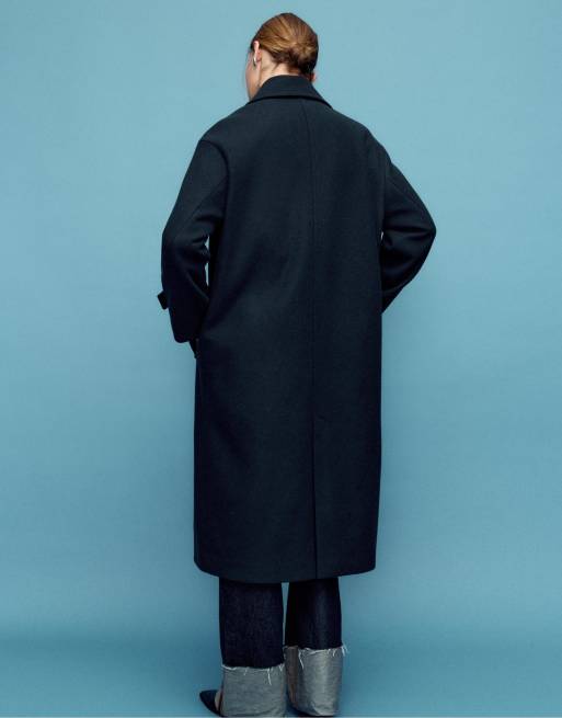 Stradivarius Long soft-touch oversize coat in navy blue, 4 of 4