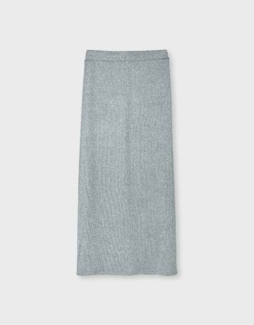 Stradivarius Long soft-touch skirt in dark grey, 6 of 7
