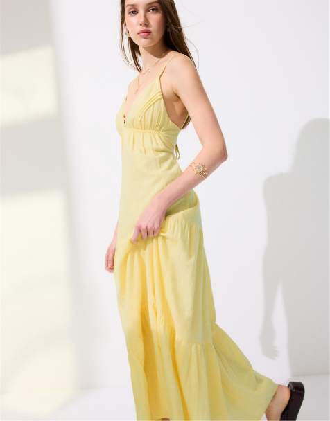 Stradivarius Long v-neck dress in pastel yellow - view 1
