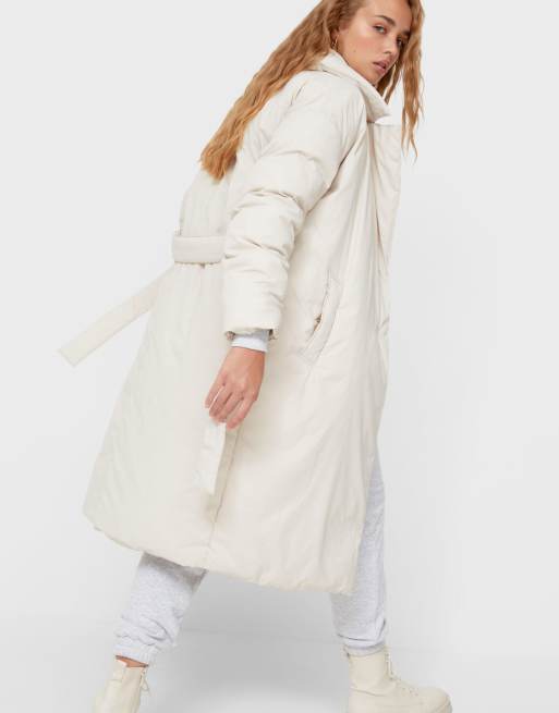 Stradivarius longline padded coat with belt in ecru, 4 of 4