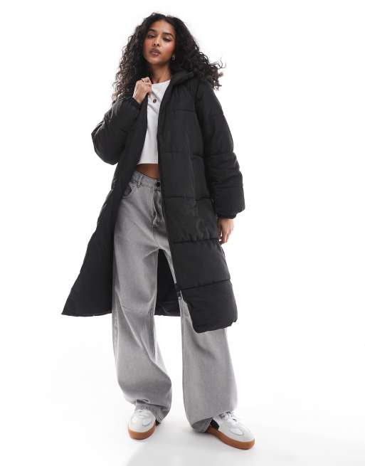 Stradivarius – Longline-Steppmantel in Schwarz
