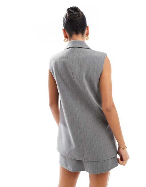 Stradivarius longline tailored waistcoat in grey pinstripe (part of a set), 2 of 4