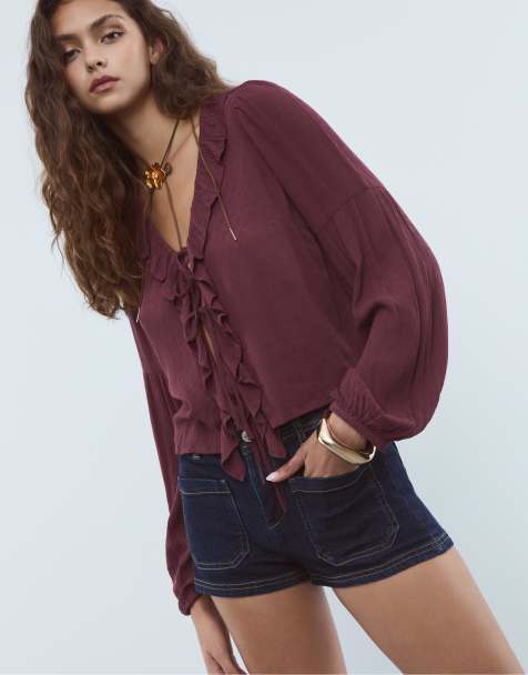 Stradivarius Loose blouse with ruffles in purple - view 1