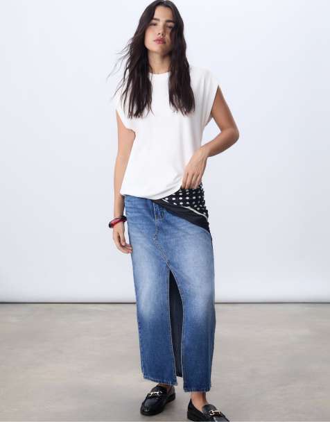 Stradivarius Loose-fitting denim midi skirt in medium denim wash