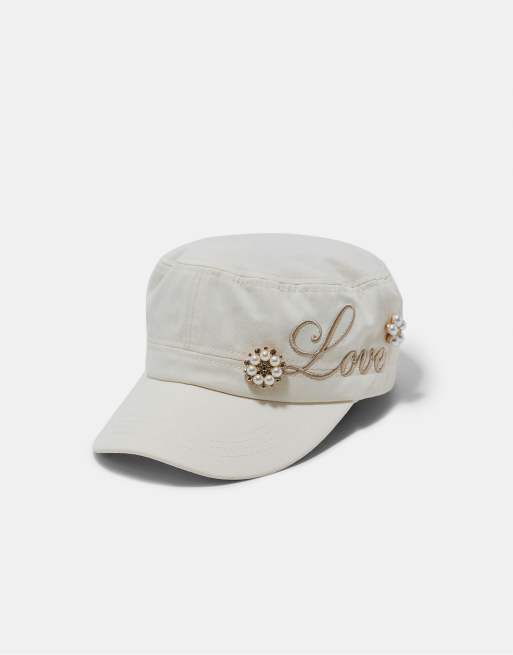 Stradivarius Love-keps i naturvit, 4 av 4