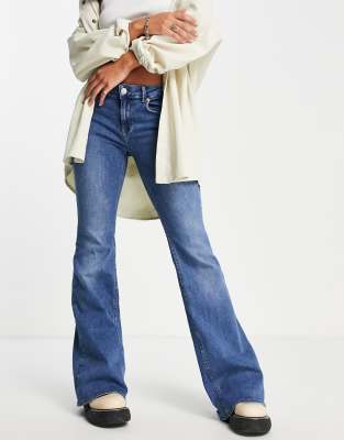 Stradivarius pantalon online flare