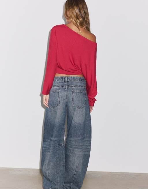 Stradivarius Low-rise balloon jeans in medium blue denim, 3 of 7