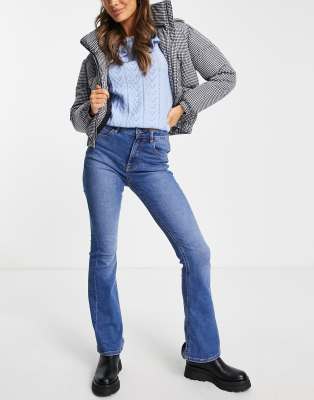 Stradivarius low waist flare jean in medium blue  - ASOS Price Checker