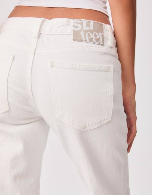 Stradivarius Low-waist flare jeans in ecru