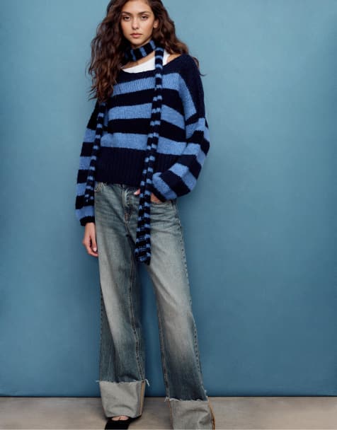 Stradivarius - Maglione blu navy a righe con scollo a barchetta e sciarpa - view 1