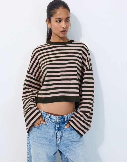 Stradivarius maglione corto in maglia a righe con maniche ampie, 2 di 7