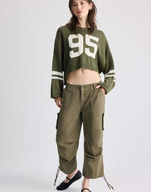 Stradivarius maglione corto in maglia color kaki